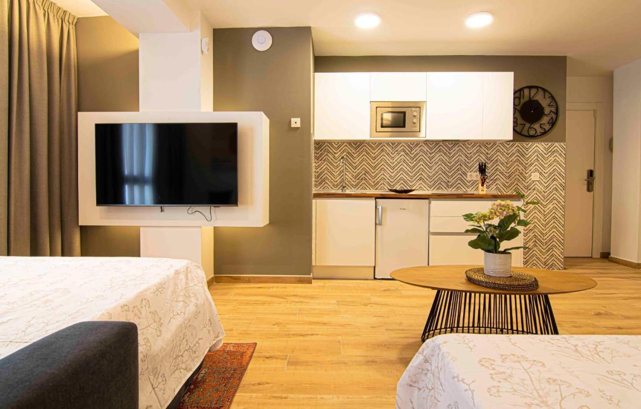 Apartamentos Leonor Màlaga Exteriér fotografie