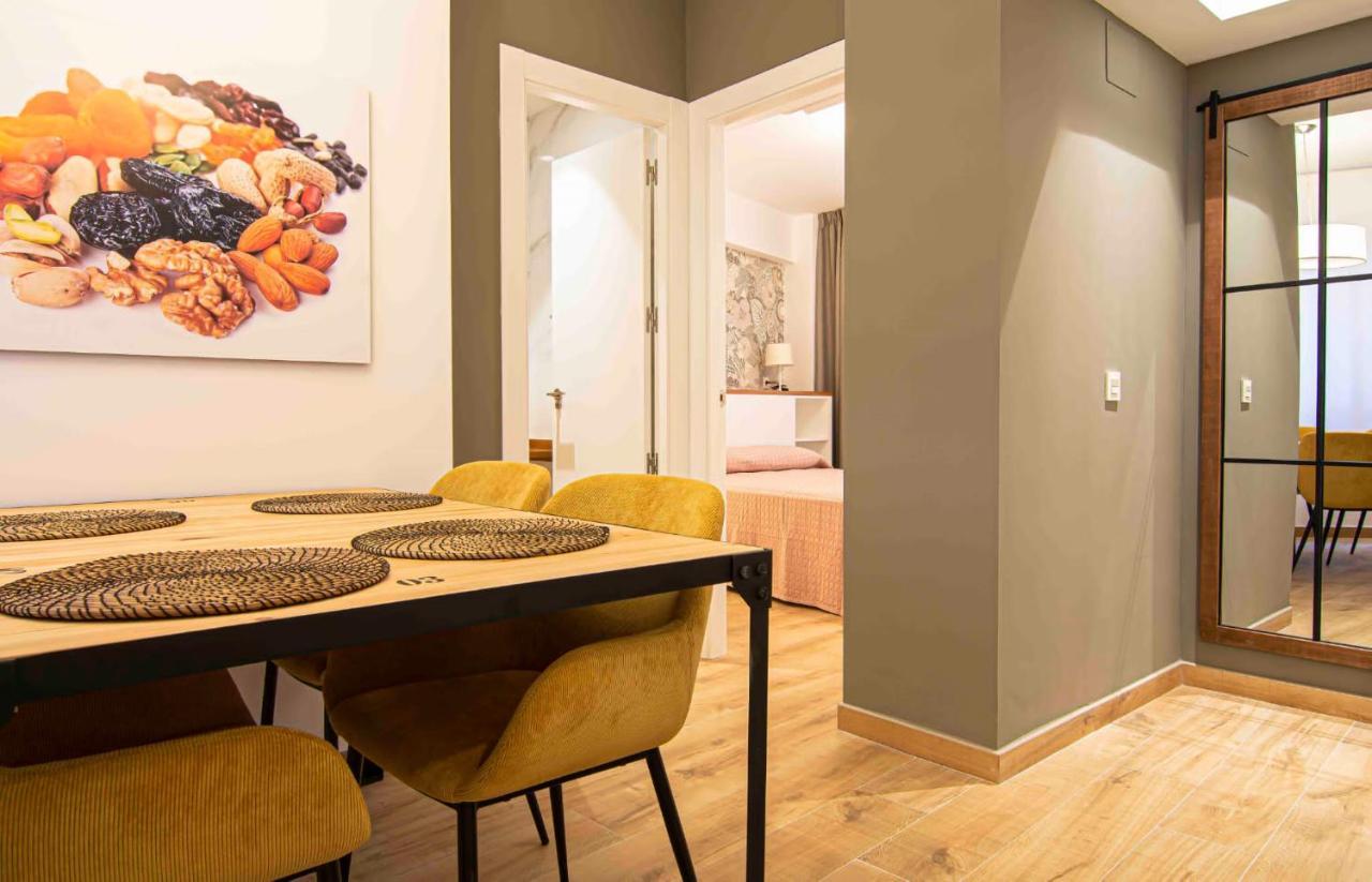 Apartamentos Leonor Màlaga Exteriér fotografie