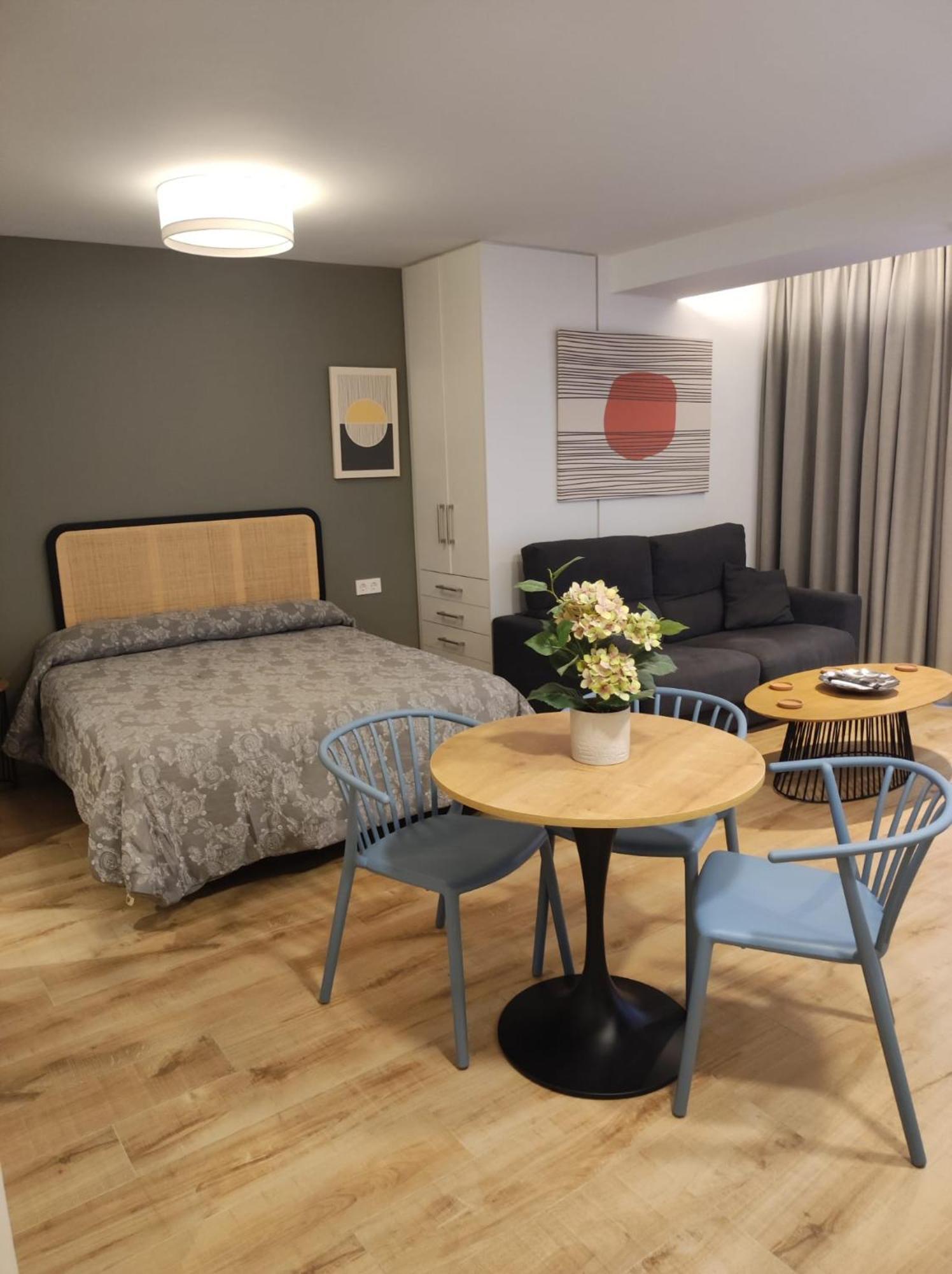 Apartamentos Leonor Màlaga Exteriér fotografie