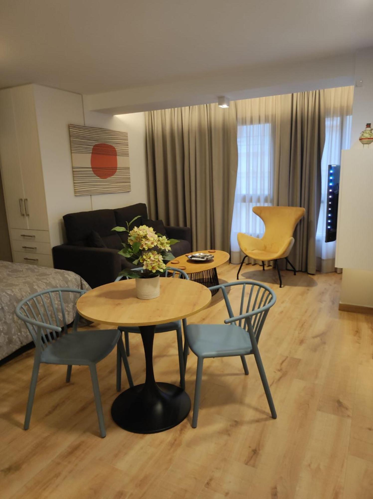 Apartamentos Leonor Màlaga Exteriér fotografie